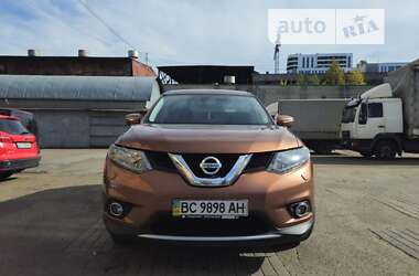 Внедорожник / Кроссовер Nissan X-Trail 2017 в Львове