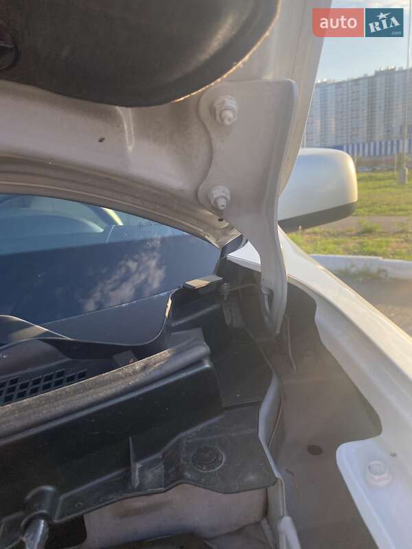 Внедорожник / Кроссовер Nissan X-Trail 2008 в Киеве фото 20 Внедорожник / Кроссовер Nissan X-Trail 2008 в Киеве