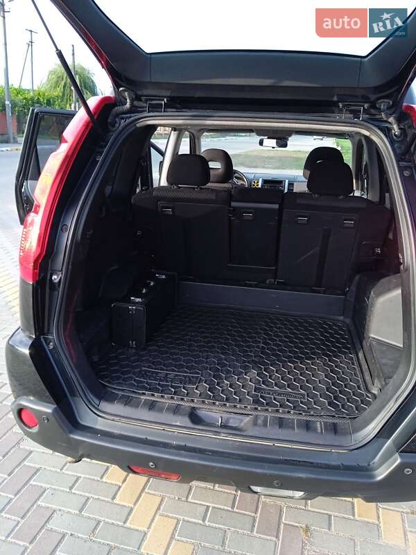 Позашляховик / Кросовер Nissan X-Trail 2008 в Іллінцях фото 10 Позашляховик / Кросовер Nissan X-Trail 2008 в Іллінцях