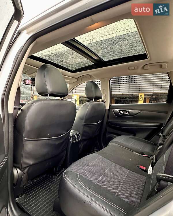 Позашляховик / Кросовер Nissan X-Trail 2016 в Києві