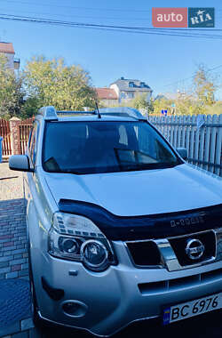 Внедорожник / Кроссовер Nissan X-Trail 2011 в 