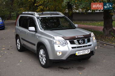 Внедорожник / Кроссовер Nissan X-Trail 2013 в Киеве