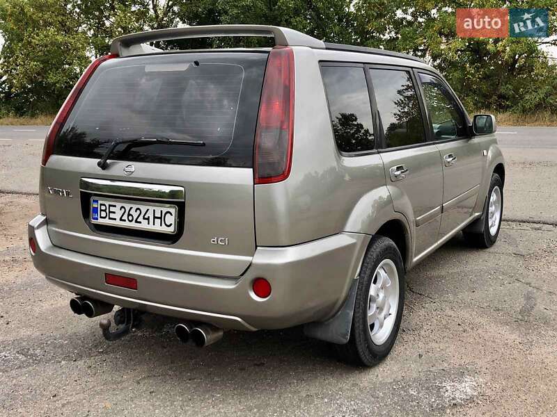 Внедорожник / Кроссовер Nissan X-Trail 2005 в Николаеве