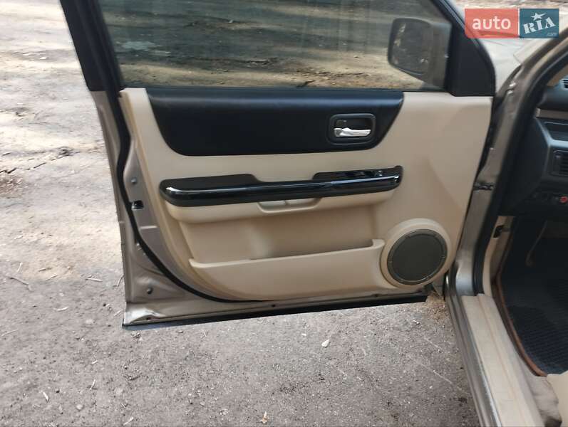 Внедорожник / Кроссовер Nissan X-Trail 2003 в Киеве фото 17 Внедорожник / Кроссовер Nissan X-Trail 2003 в Киеве