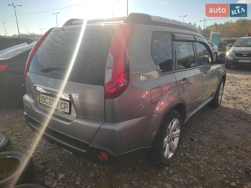 Внедорожник / Кроссовер Nissan X-Trail 2011 в Збараже