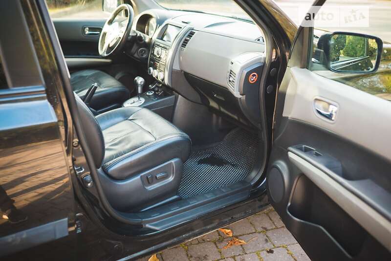 Внедорожник / Кроссовер Nissan X-Trail 2008 в Брошневе-Осаде