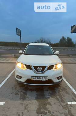 Внедорожник / Кроссовер Nissan X-Trail 2015 в Киеве