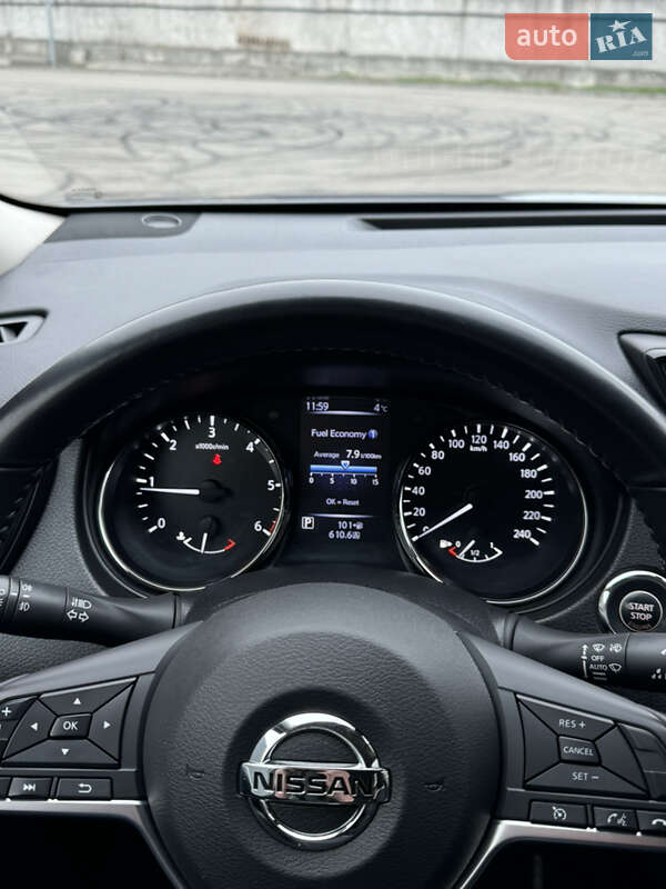 Позашляховик / Кросовер Nissan X-Trail 2017 в Києві