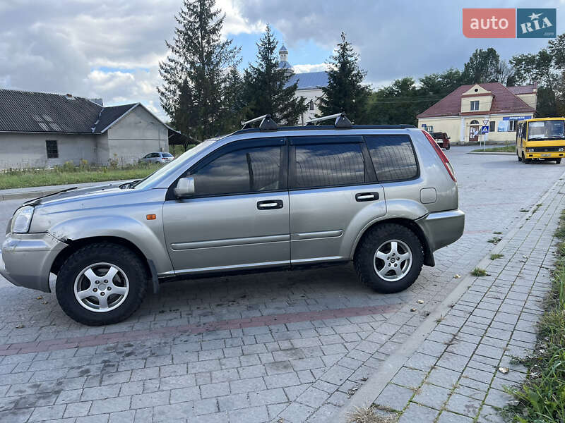 Позашляховик / Кросовер Nissan X-Trail 2002 в Львові