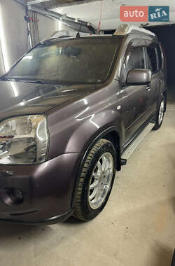 Позашляховик / Кросовер Nissan X-Trail 2008 в Львові