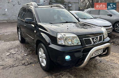 Позашляховик / Кросовер Nissan X-Trail 2004 в Краснограді