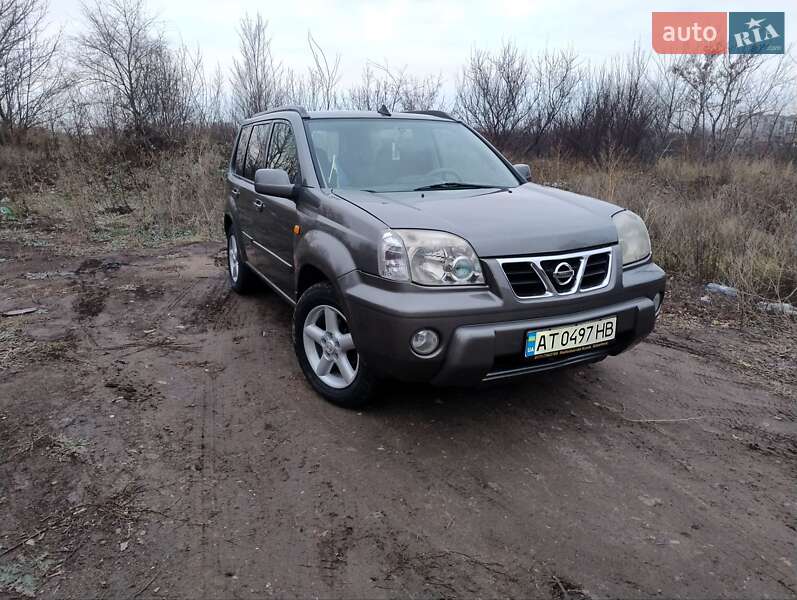 Внедорожник / Кроссовер Nissan X-Trail 2001 в Краматорске