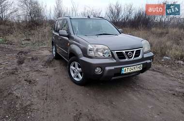 Внедорожник / Кроссовер Nissan X-Trail 2001 в Краматорске