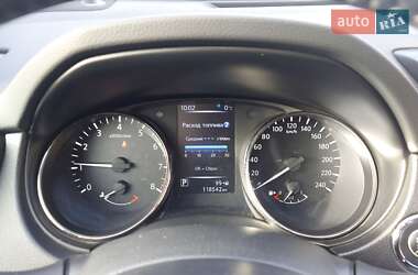 Внедорожник / Кроссовер Nissan X-Trail 2021 в 
