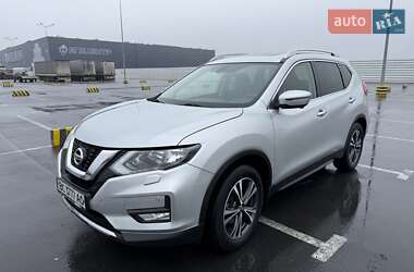 Внедорожник / Кроссовер Nissan X-Trail 2018 в Львове