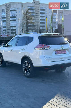 Внедорожник / Кроссовер Nissan X-Trail 2015 в Луцке