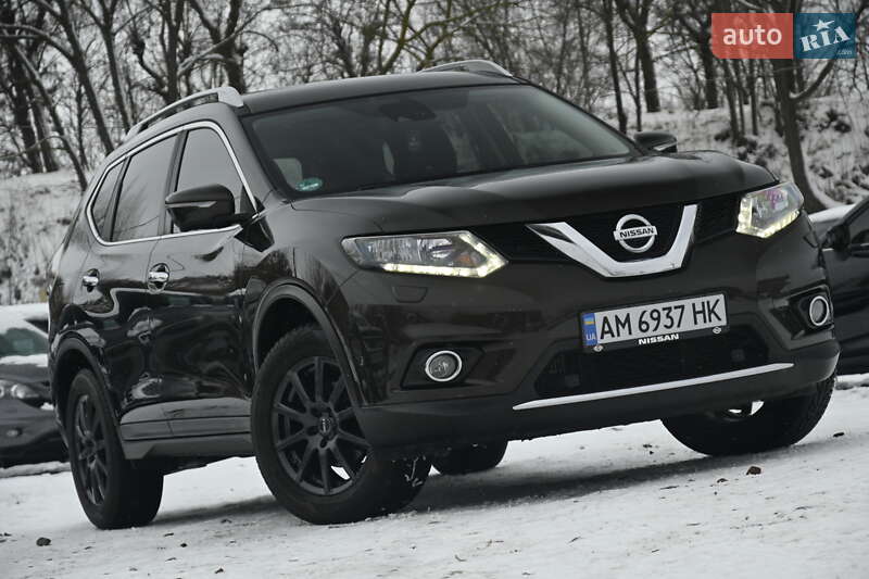 Внедорожник / Кроссовер Nissan X-Trail 2016 в Бердичеве