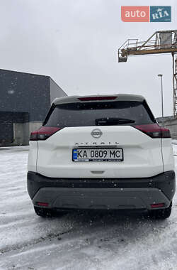 Внедорожник / Кроссовер Nissan X-Trail 2023 в 