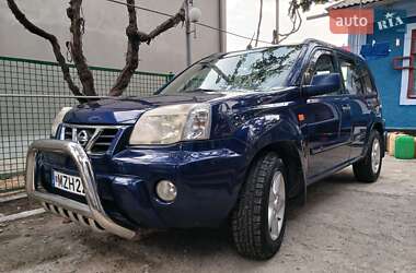 Внедорожник / Кроссовер Nissan X-Trail 2001 в Южном
