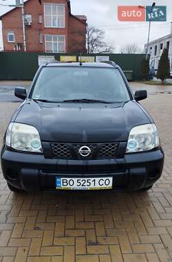 Внедорожник / Кроссовер Nissan X-Trail 2006 в Хмельницком