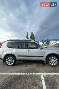 Позашляховик / Кросовер Nissan X-Trail 2013 в Житомирі