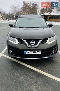 Внедорожник / Кроссовер Nissan X-Trail 2016 в Нетешине