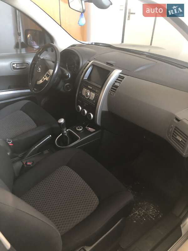 Внедорожник / Кроссовер Nissan X-Trail 2007 в Каменец-Подольском