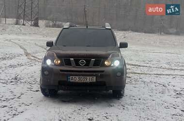 Позашляховик / Кросовер Nissan X-Trail 2008 в Сваляві