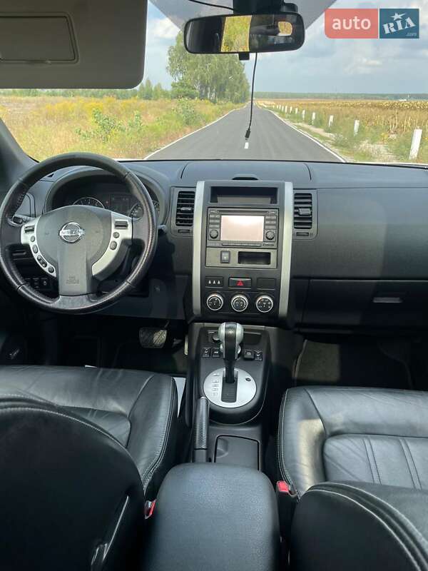 Позашляховик / Кросовер Nissan X-Trail 2014 в Києві