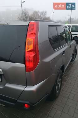 Внедорожник / Кроссовер Nissan X-Trail 2007 в 