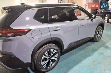 Внедорожник / Кроссовер Nissan X-Trail 2023 в 