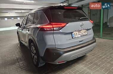 Внедорожник / Кроссовер Nissan X-Trail 2023 в 