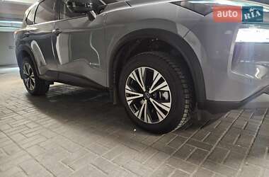Внедорожник / Кроссовер Nissan X-Trail 2023 в 