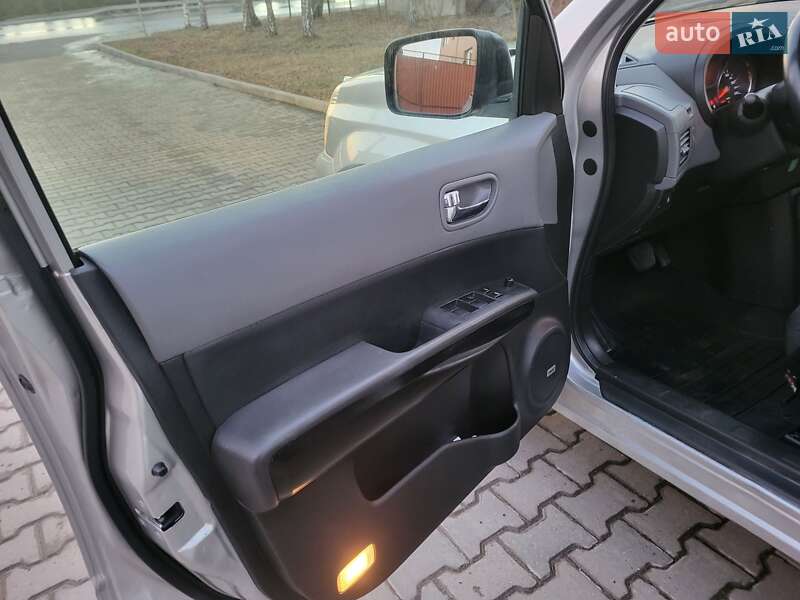 Позашляховик / Кросовер Nissan X-Trail 2008 в Хмельницькому