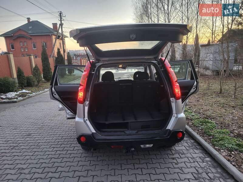 Позашляховик / Кросовер Nissan X-Trail 2008 в Хмельницькому