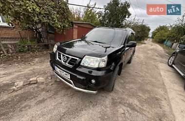 Внедорожник / Кроссовер Nissan X-Trail 2003 в 