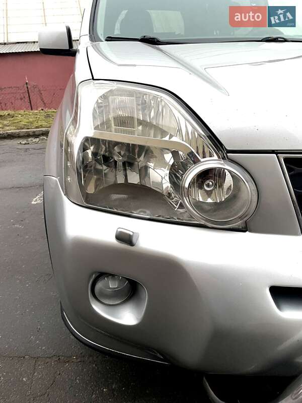 Позашляховик / Кросовер Nissan X-Trail 2009 в Хмельницькому