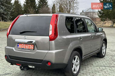 Позашляховик / Кросовер Nissan X-Trail 2011 в Дубні