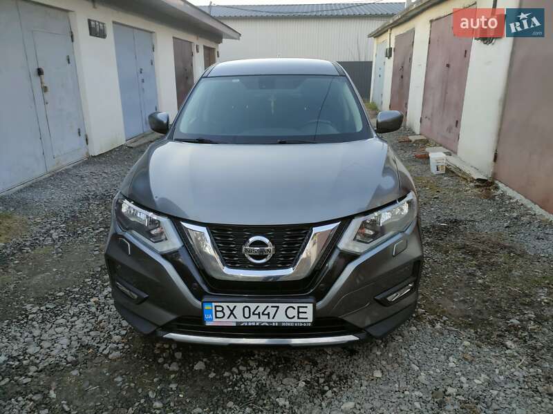 Позашляховик / Кросовер Nissan X-Trail 2017 в Хмельницькому