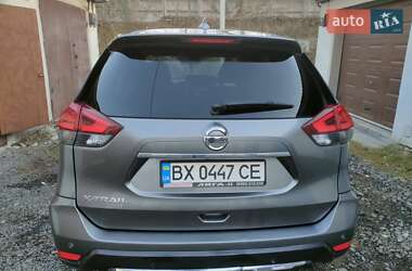 Позашляховик / Кросовер Nissan X-Trail 2017 в Хмельницькому