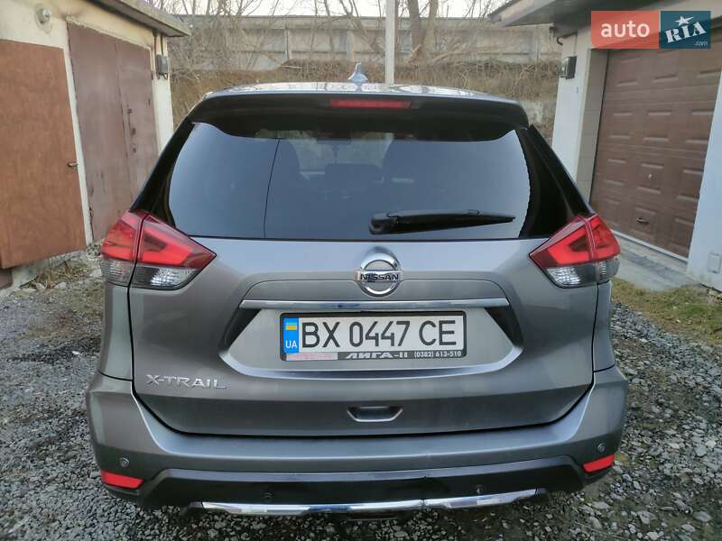 Позашляховик / Кросовер Nissan X-Trail 2017 в Хмельницькому