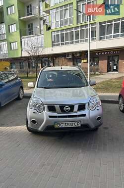 Позашляховик / Кросовер Nissan X-Trail 2010 в Львові