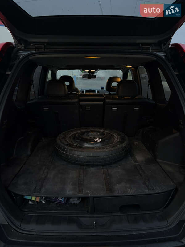 Внедорожник / Кроссовер Nissan X-Trail 2013 в Вышгороде