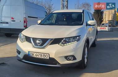 Позашляховик / Кросовер Nissan X-Trail 2015 в Рівному