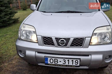 Внедорожник / Кроссовер Nissan X-Trail 2004 в Киеве