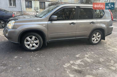 Внедорожник / Кроссовер Nissan X-Trail 2007 в Каменском