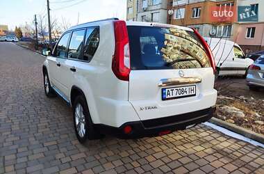 Внедорожник / Кроссовер Nissan X-Trail 2010 в Калуше