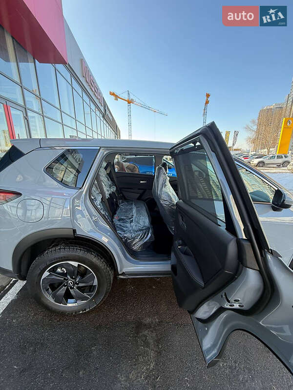Внедорожник / Кроссовер Nissan X-Trail 2024 в Киеве