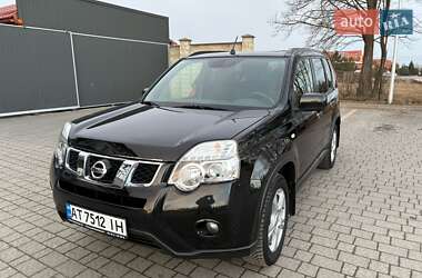 Позашляховик / Кросовер Nissan X-Trail 2013 в Івано-Франківську