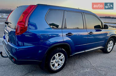 Внедорожник / Кроссовер Nissan X-Trail 2009 в 